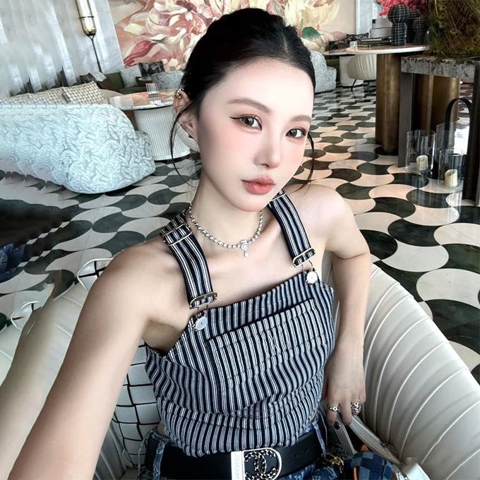 9A+ quality chanel striped cropped camisole
